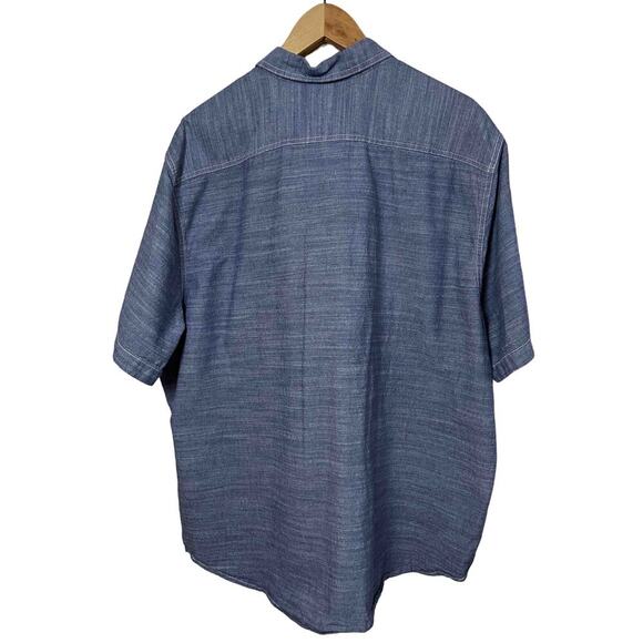 Woolrich Men's XXL Blue Chambray Short Sleeve Button-Up Shirt Casual - Picture 2 of 4